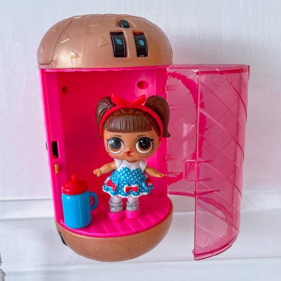 LOL Surprise Dolls Mixed Lot Capsules Pets Accessories Clothes Bottles MGA 2016 - Picture 6 of 14